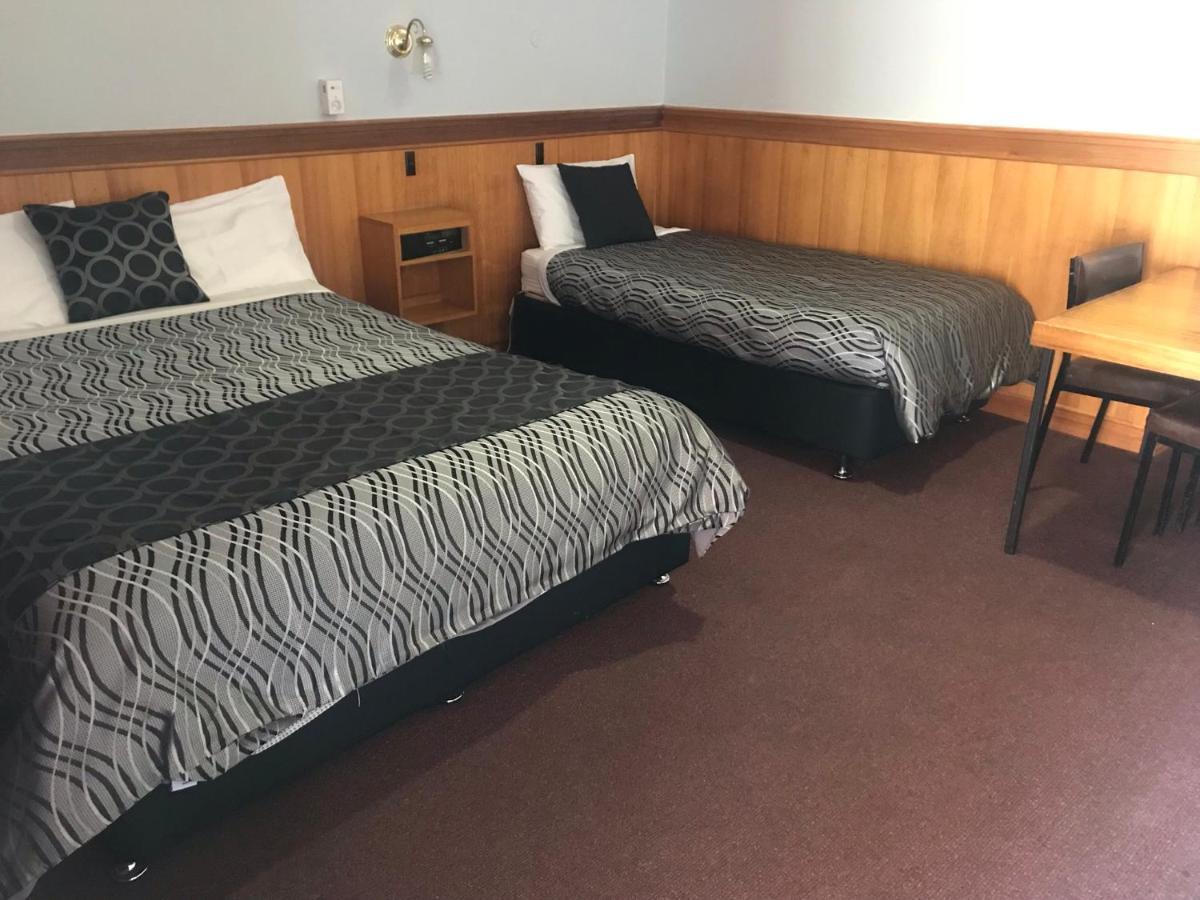 County Lodge Motor Inn West Wyalong Exterior foto