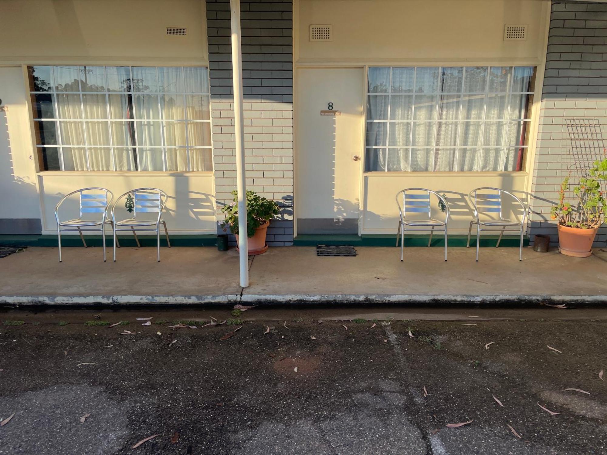 County Lodge Motor Inn West Wyalong Exterior foto